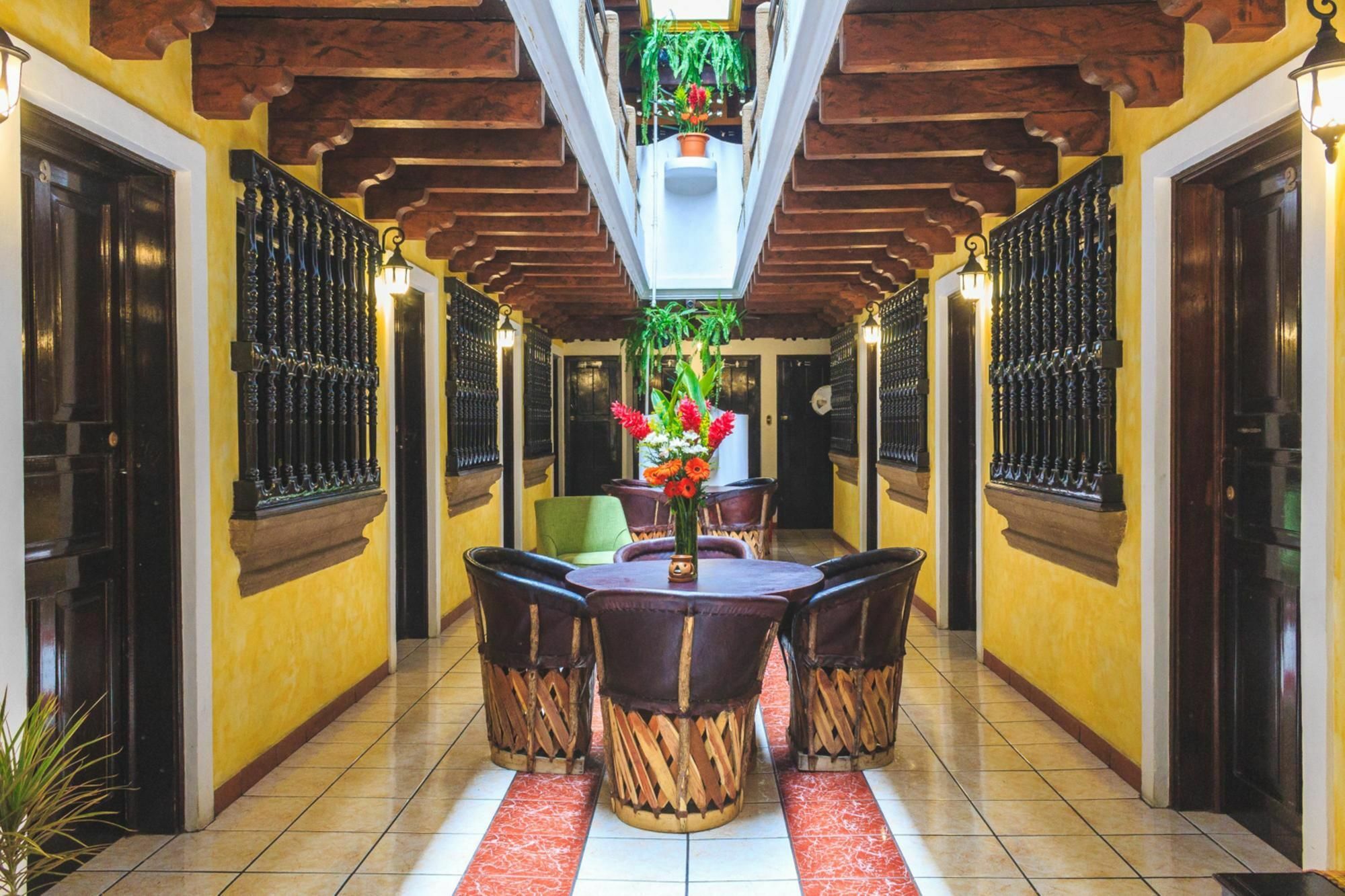 Hotel Casa Santa Lucia Antigua Екстериор снимка