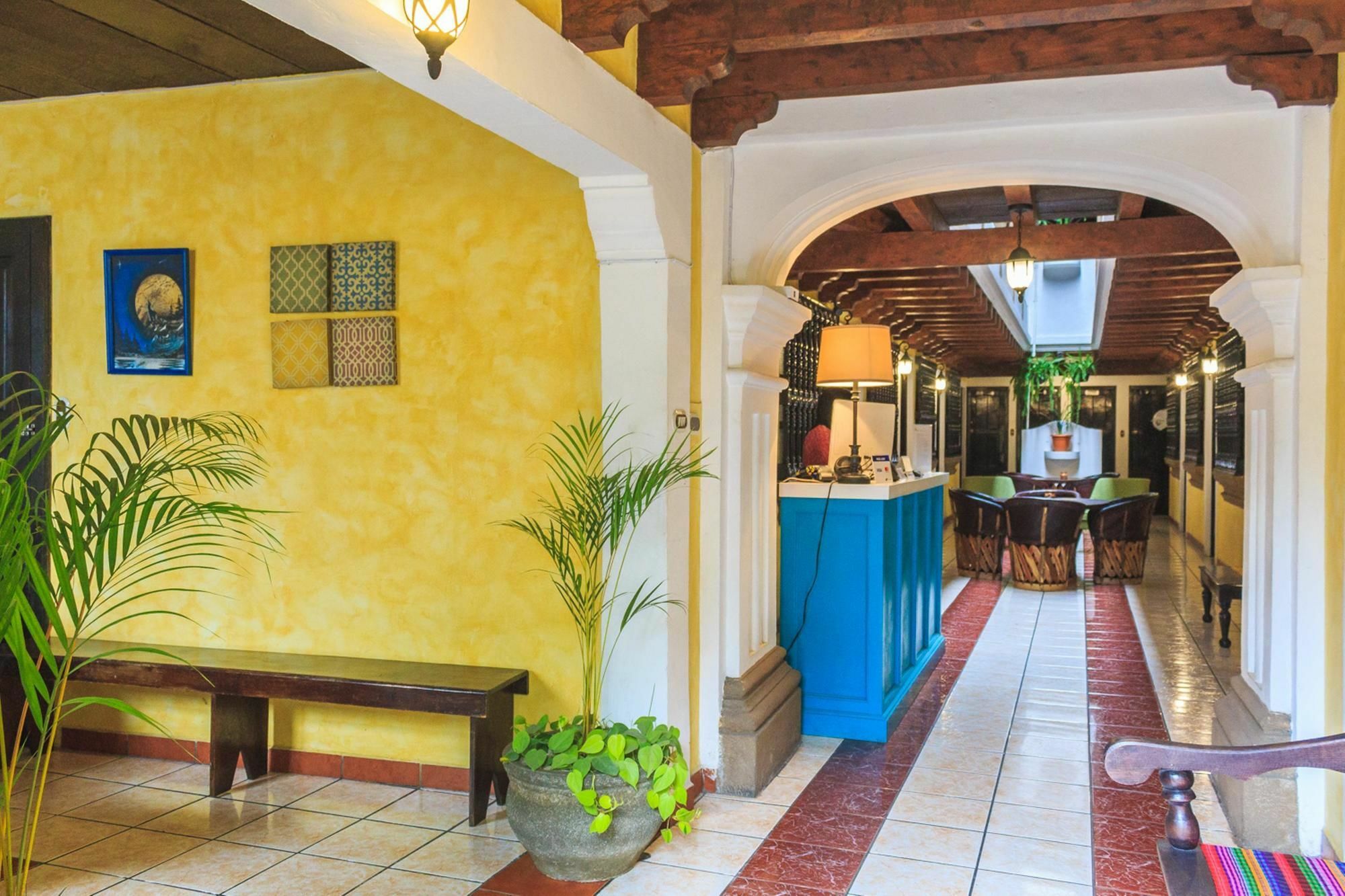 Hotel Casa Santa Lucia Antigua Екстериор снимка